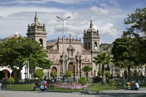 plaza ayacucho