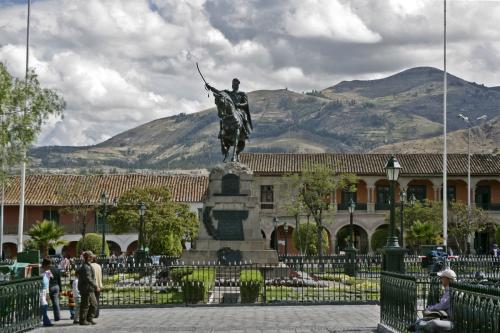 plaza ayacucho