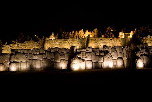 Sacsayhuaman